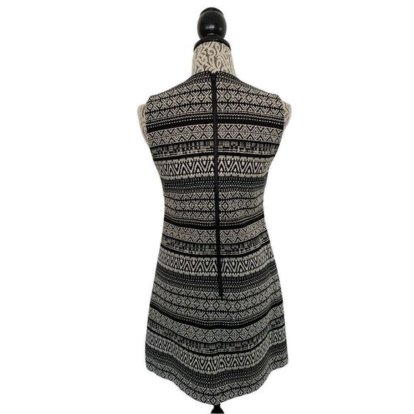 Alice + Olivia Coley Sleeveless Jacquard Mini Dress Black, White Size 2 - Picture 5 of 12